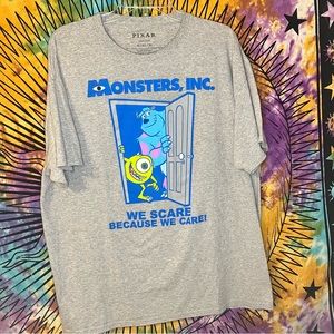 size XL | monsters inc graphic tee